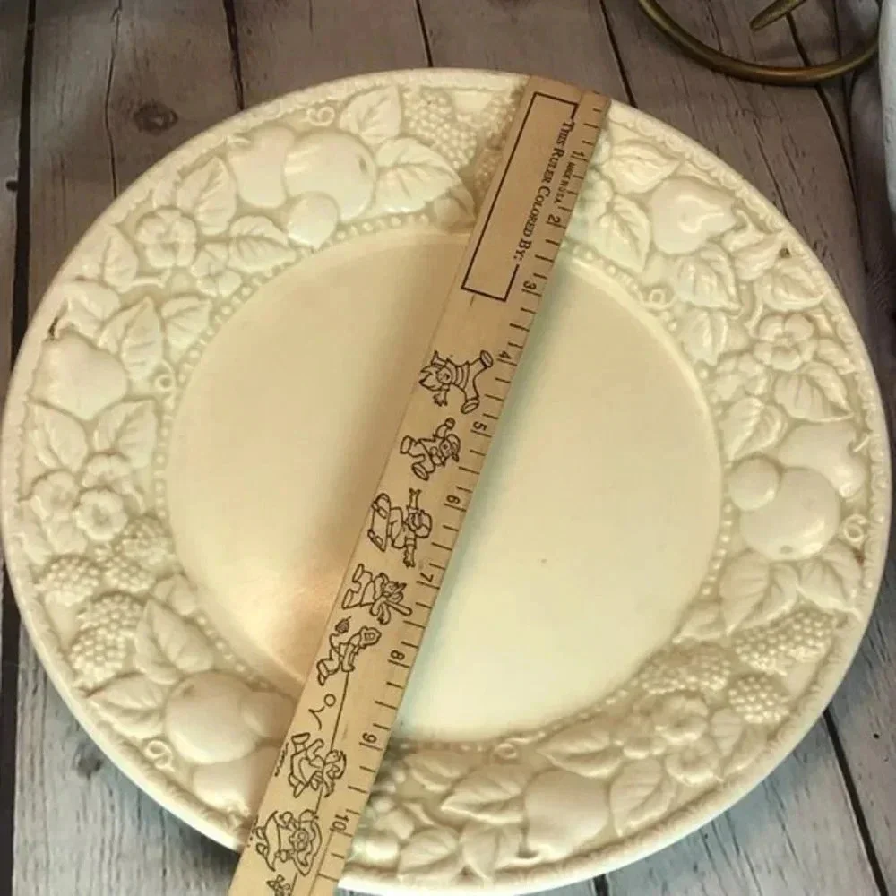 Vintage Vernon Antigua Metlox dinner plate Cottagecore